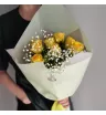 Букет из 9 жёлтых роз и гипсофилы  1