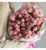 Букет из 15 кустовых роз Карнавал 
