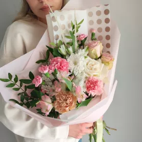 Сборный букет Моей учительнице  от интернет-магазина «VeraRosa»