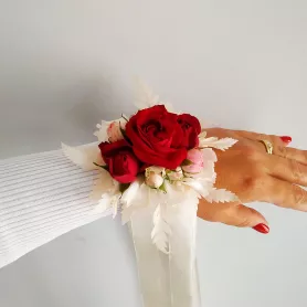 Браслет на руку Кэйли от интернет-магазина «VeraRosa»