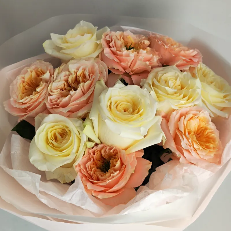 Букет из пионовидных роз  4